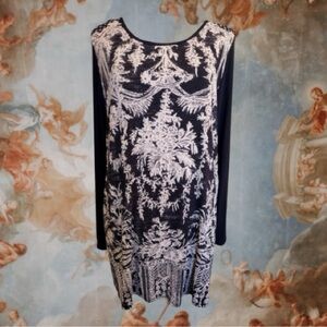 Long Sleeve Black & Tan Scoop Neck Printed Embellished Long Sleeve Top Size 1X